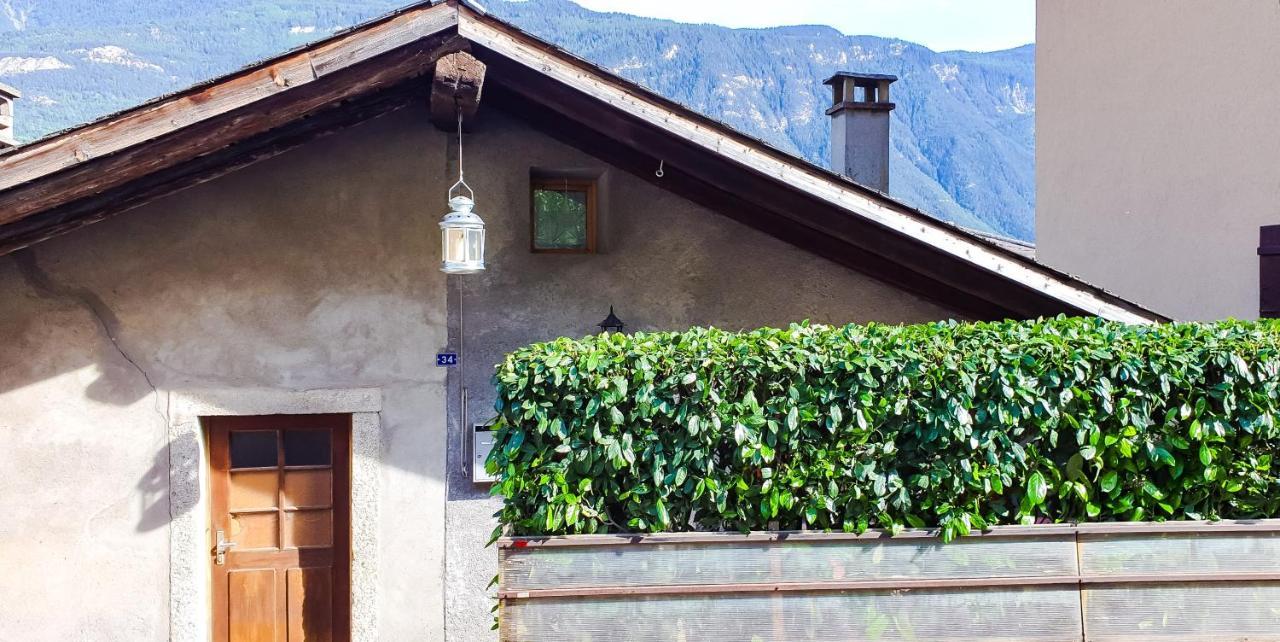 Fully, Valais Chalet Accueillant Avec Cheminee别墅 外观 照片